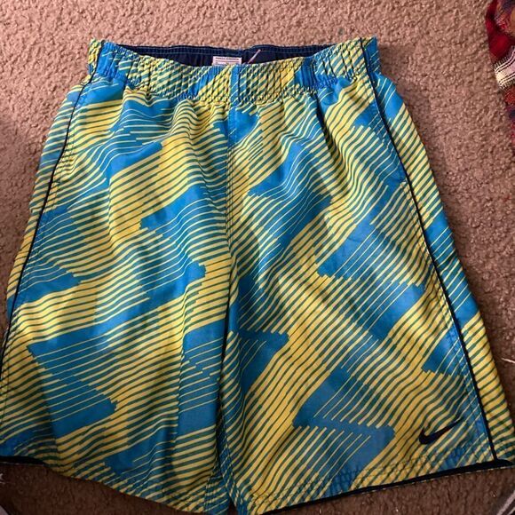 Boys Nike Swim Trunks - Picture 1 of 2